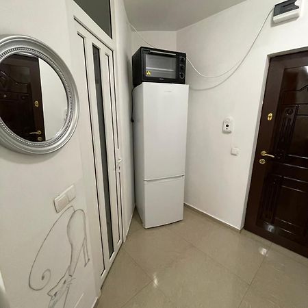 Nikolasstudiocenter Плоєшті Екстер'єр фото