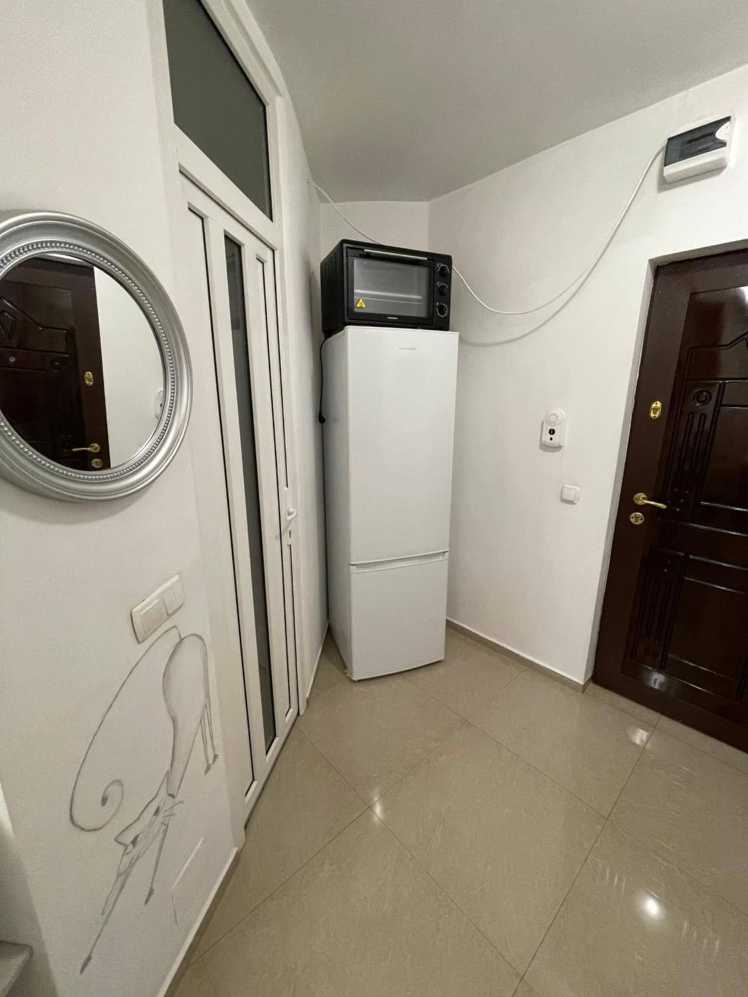 Nikolasstudiocenter Плоєшті Екстер'єр фото